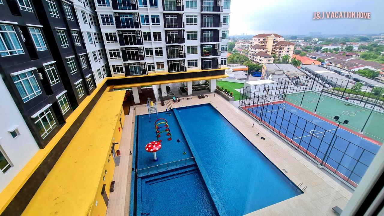 Kampong Tambak J&J Vacation Home@Novo8 Residence מראה חיצוני תמונה