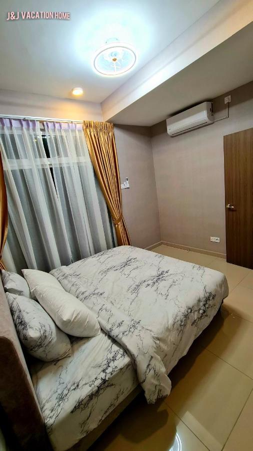 Kampong Tambak J&J Vacation Home@Novo8 Residence מראה חיצוני תמונה