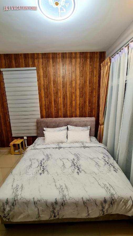 Kampong Tambak J&J Vacation Home@Novo8 Residence מראה חיצוני תמונה
