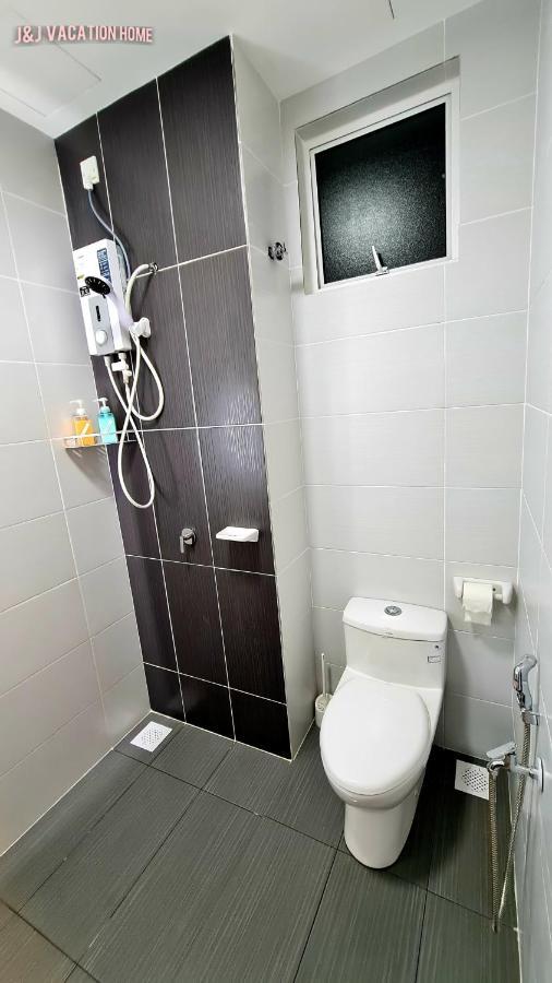 Kampong Tambak J&J Vacation Home@Novo8 Residence מראה חיצוני תמונה