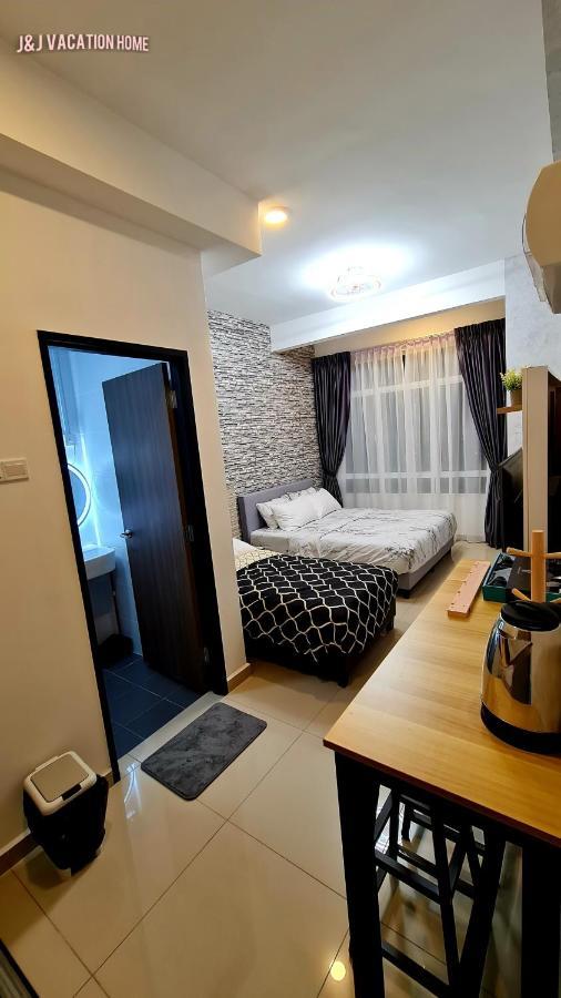 Kampong Tambak J&J Vacation Home@Novo8 Residence מראה חיצוני תמונה