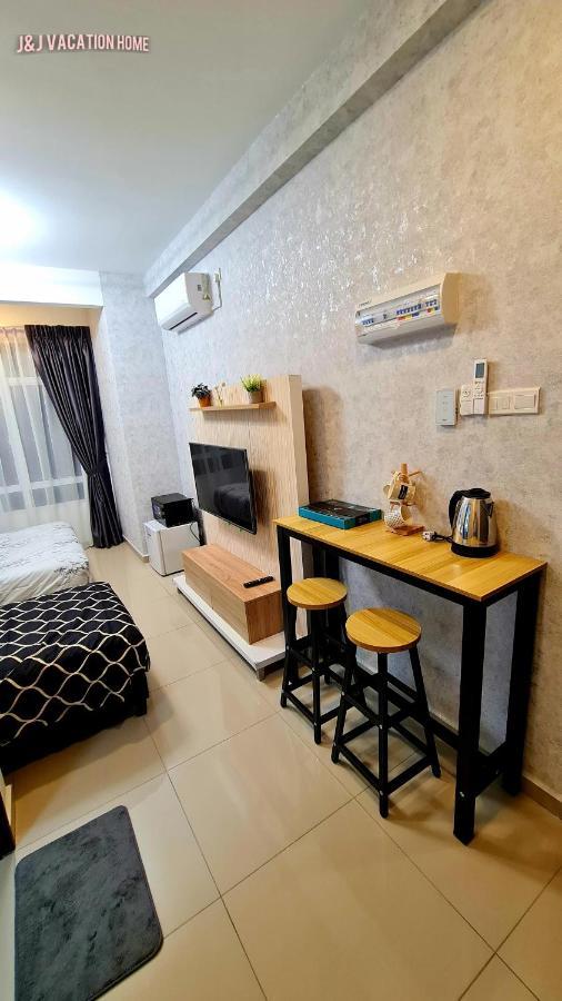 Kampong Tambak J&J Vacation Home@Novo8 Residence מראה חיצוני תמונה