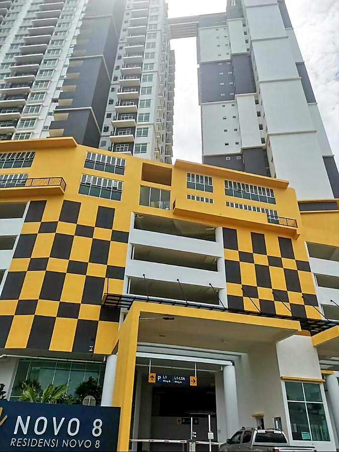 Kampong Tambak J&J Vacation Home@Novo8 Residence מראה חיצוני תמונה